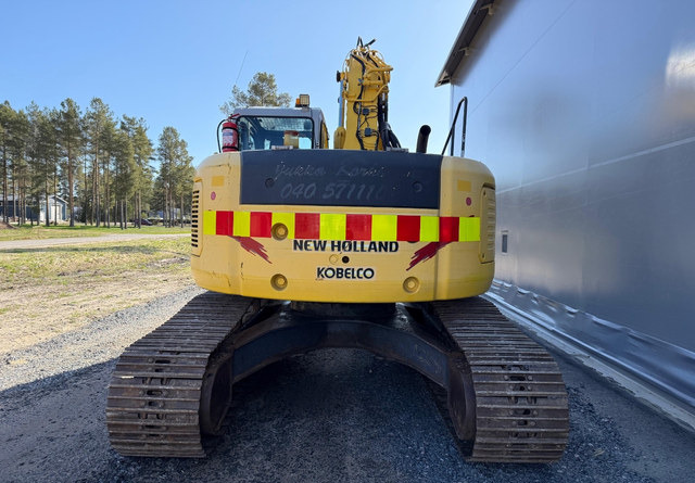 New HollandE235SR - Pásové rýpadlo: obrázok 4 New HollandE235SR - Pásové rýpadlo: obrázok 4