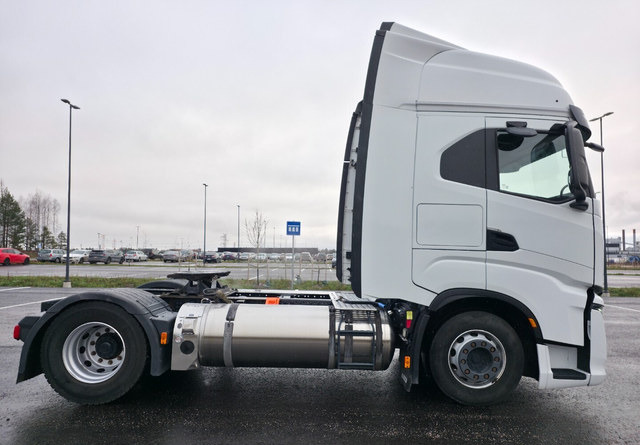 IvecoS-Way 460 4x2 LNG / LBG - Ťahač: obrázok 5 IvecoS-Way 460 4x2 LNG / LBG - Ťahač: obrázok 5