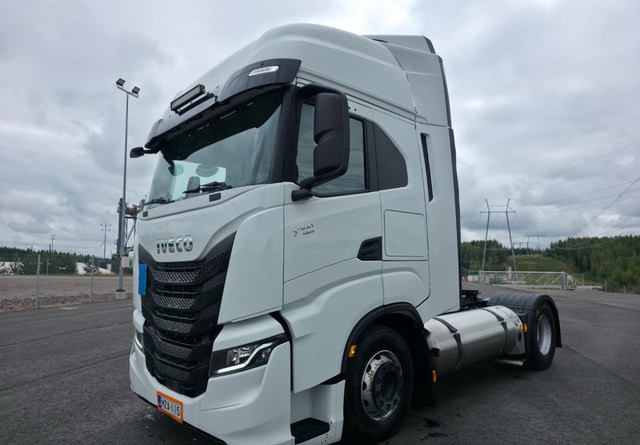 IvecoS-Way 460 4x2 LNG / LBG - Ťahač: obrázok 1 IvecoS-Way 460 4x2 LNG / LBG - Ťahač: obrázok 1