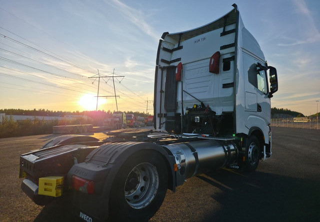 IvecoS-Way 460 4x2 LNG / LBG - Ťahač: obrázok 4 IvecoS-Way 460 4x2 LNG / LBG - Ťahač: obrázok 4