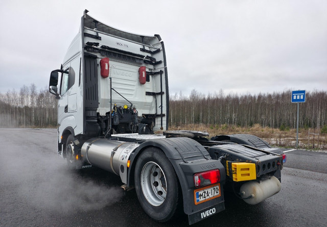 IvecoS-Way 460 4x2 LNG / LBG - Ťahač: obrázok 3 IvecoS-Way 460 4x2 LNG / LBG - Ťahač: obrázok 3