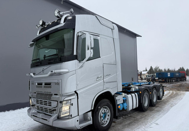 VolvoFh13 540 - Hákový nosič kontajnerov: obrázok 1 VolvoFh13 540 - Hákový nosič kontajnerov: obrázok 1