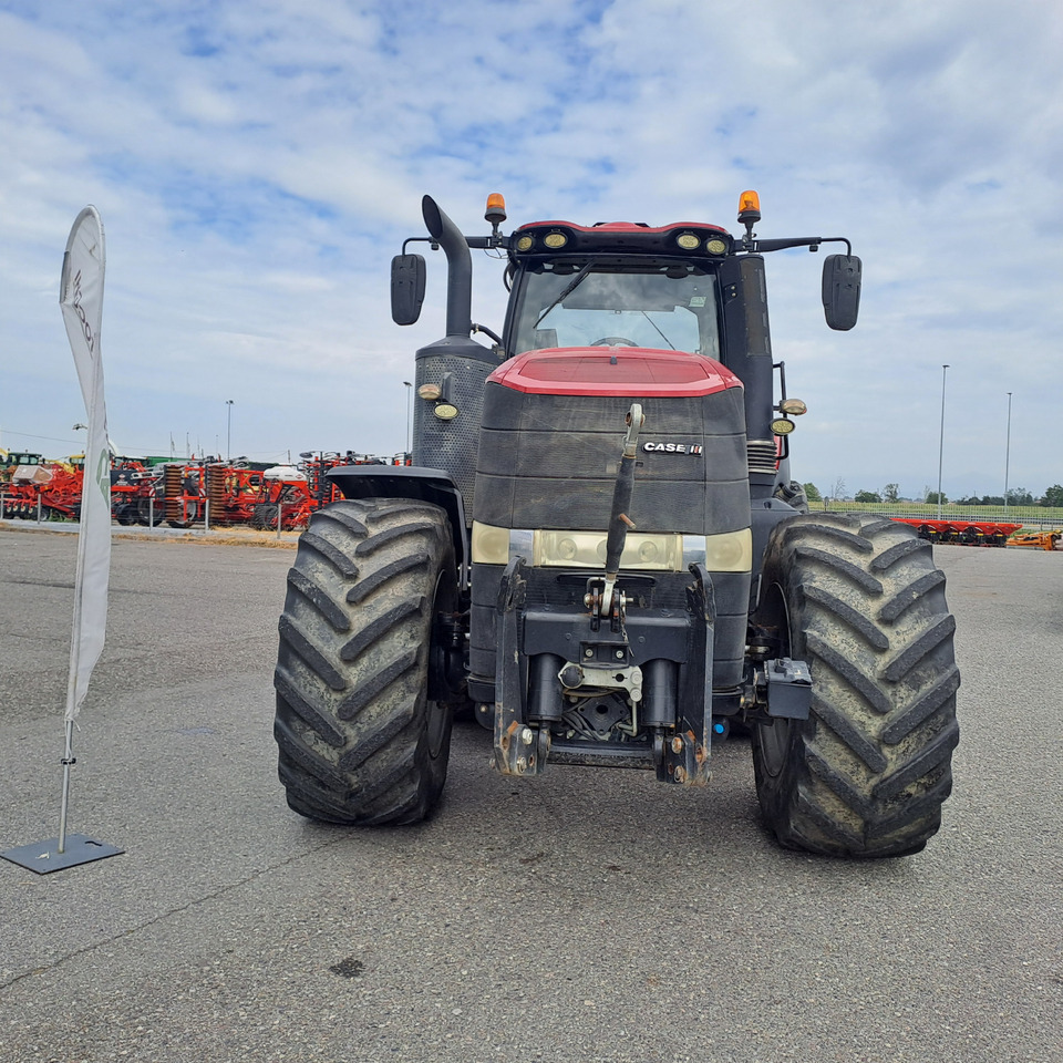 CASE IH 380 MAGNUM CVX - Traktor: obrázok 3 CASE IH 380 MAGNUM CVX - Traktor: obrázok 3