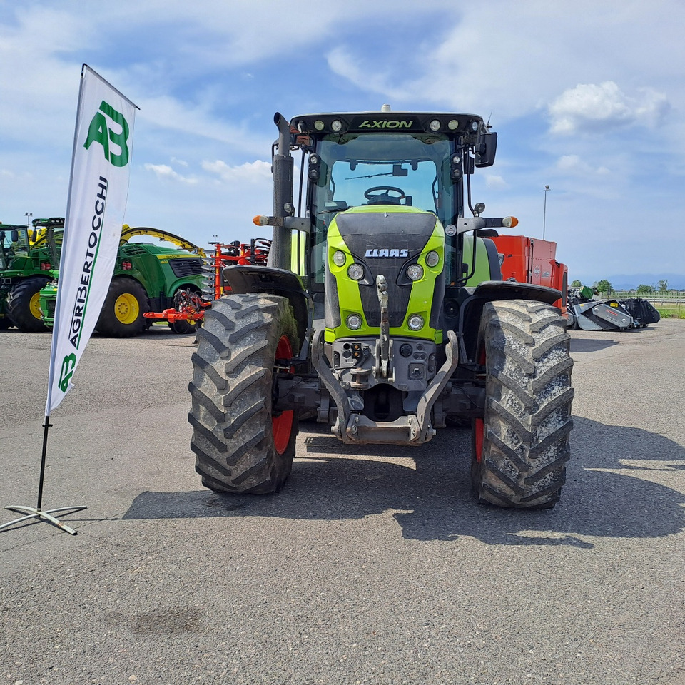 CLAAS 830 AXION - Traktor: obrázok 2 CLAAS 830 AXION - Traktor: obrázok 2
