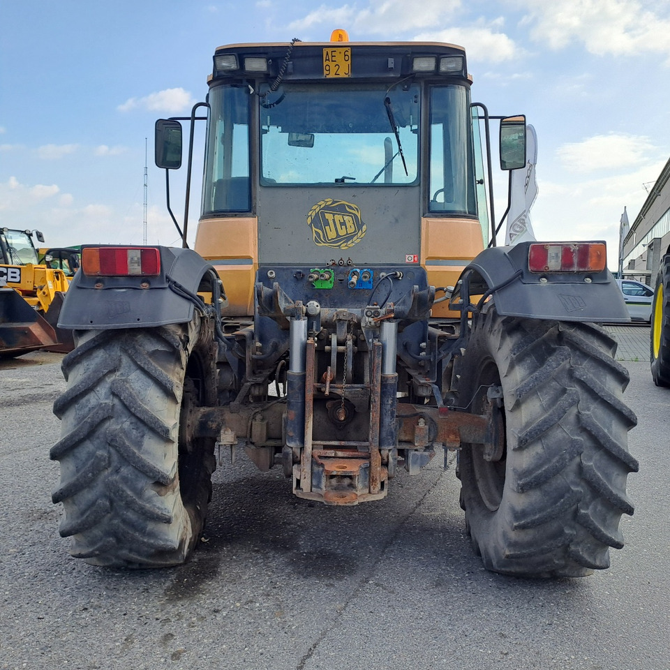 JCB FASTRAC 175 - Traktor: obrázok 4 JCB FASTRAC 175 - Traktor: obrázok 4