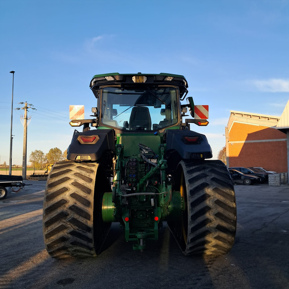 JHON DEERE 8RT 370 - Traktor: obrázok 2 JHON DEERE 8RT 370 - Traktor: obrázok 2