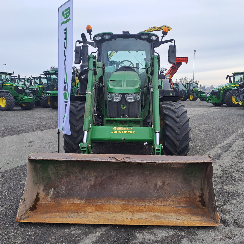 JOHN DEERE 6120R CON CARICATORE FRONTALE 623 M - Traktor: obrázok 2 JOHN DEERE 6120R CON CARICATORE FRONTALE 623 M - Traktor: obrázok 2