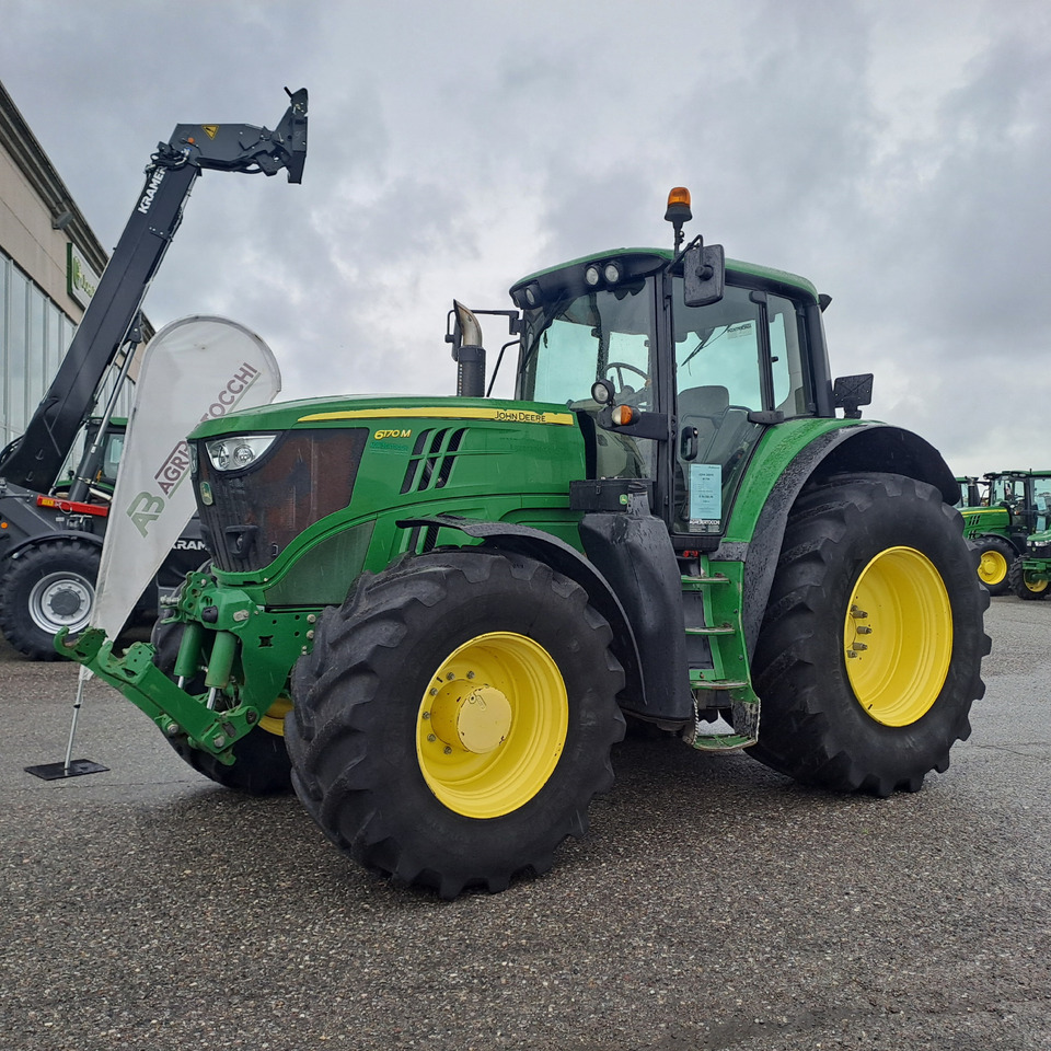 JOHN DEERE 6170 M - Traktor: obrázok 1 JOHN DEERE 6170 M - Traktor: obrázok 1