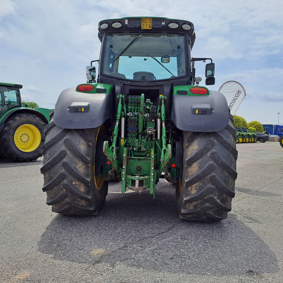 JOHN DEERE 6230R - Traktor: obrázok 4 JOHN DEERE 6230R - Traktor: obrázok 4
