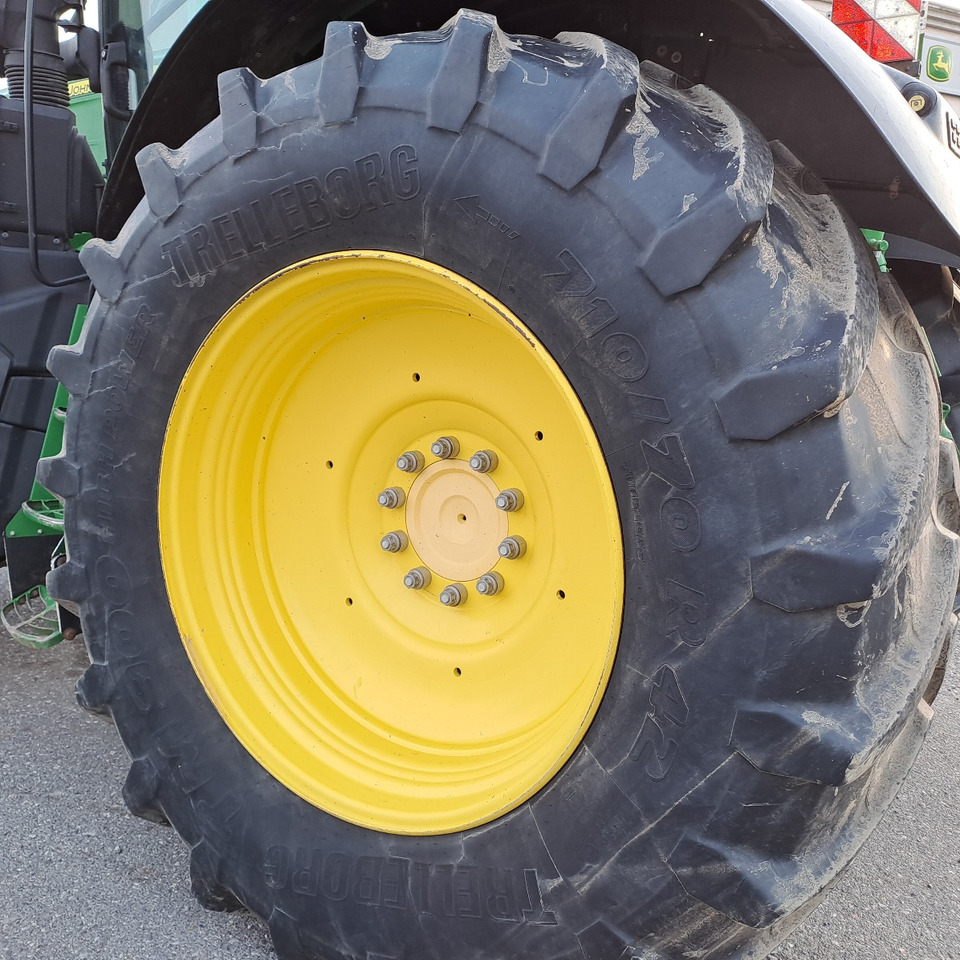 JOHN DEERE 6250R PREMIUM EDITION - Traktor: obrázok 4 JOHN DEERE 6250R PREMIUM EDITION - Traktor: obrázok 4