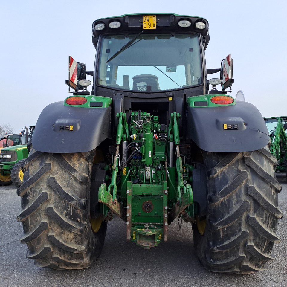 JOHN DEERE 6250R PREMIUM EDITION - Traktor: obrázok 3 JOHN DEERE 6250R PREMIUM EDITION - Traktor: obrázok 3