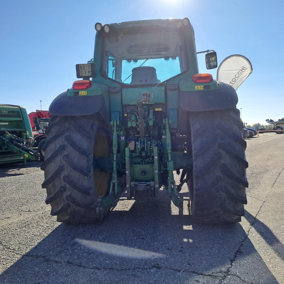 JOHN DEERE 6820 - Traktor: obrázok 4 JOHN DEERE 6820 - Traktor: obrázok 4