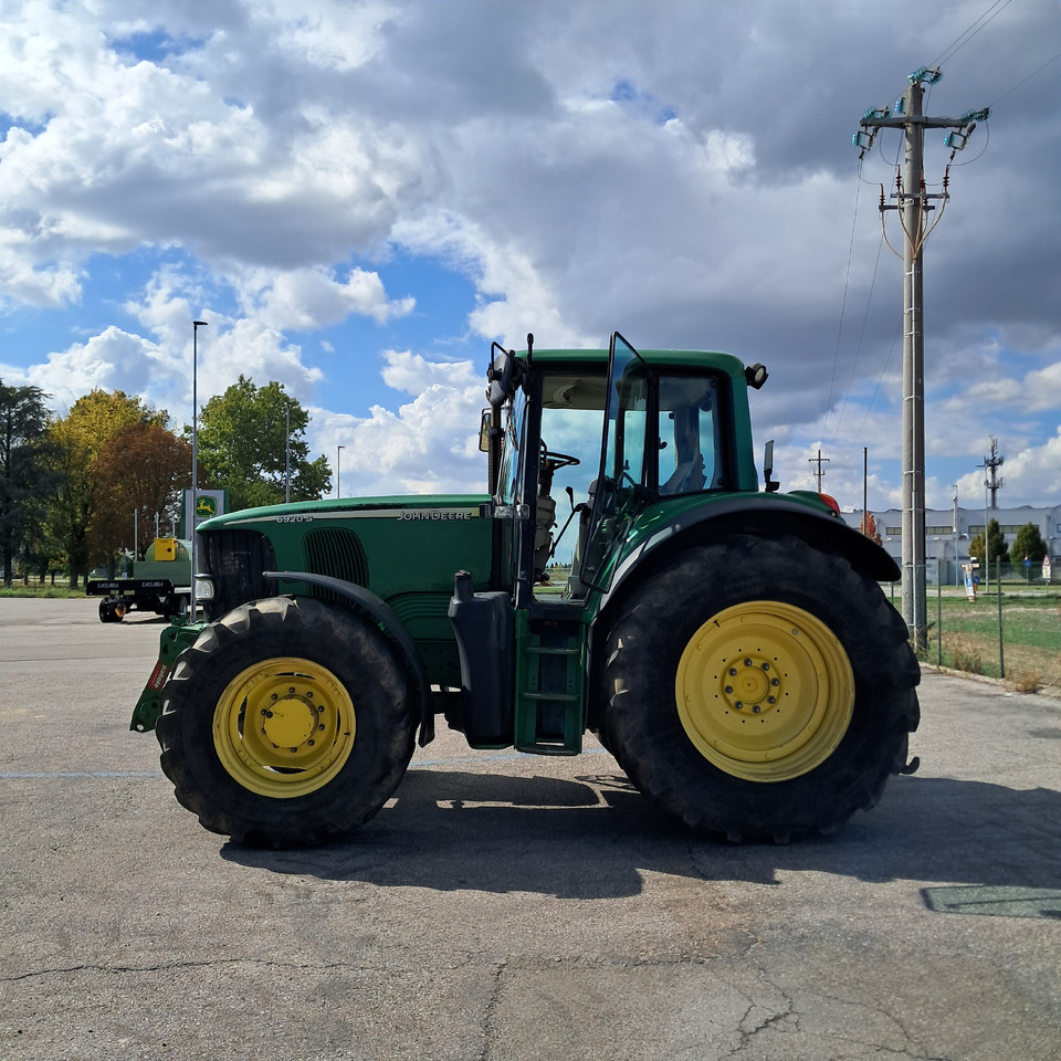 JOHN DEERE 6920S - Traktor: obrázok 2 JOHN DEERE 6920S - Traktor: obrázok 2