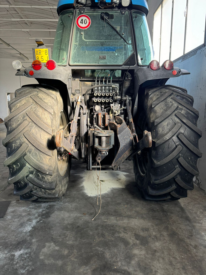 LANDINI LEGEND 130 - Traktor: obrázok 4 LANDINI LEGEND 130 - Traktor: obrázok 4