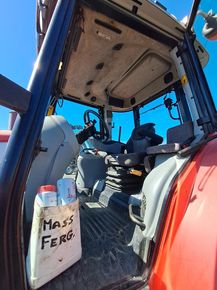 MASSEY FERGUSON 7480 DYNA-VT - Traktor: obrázok 5 MASSEY FERGUSON 7480 DYNA-VT - Traktor: obrázok 5
