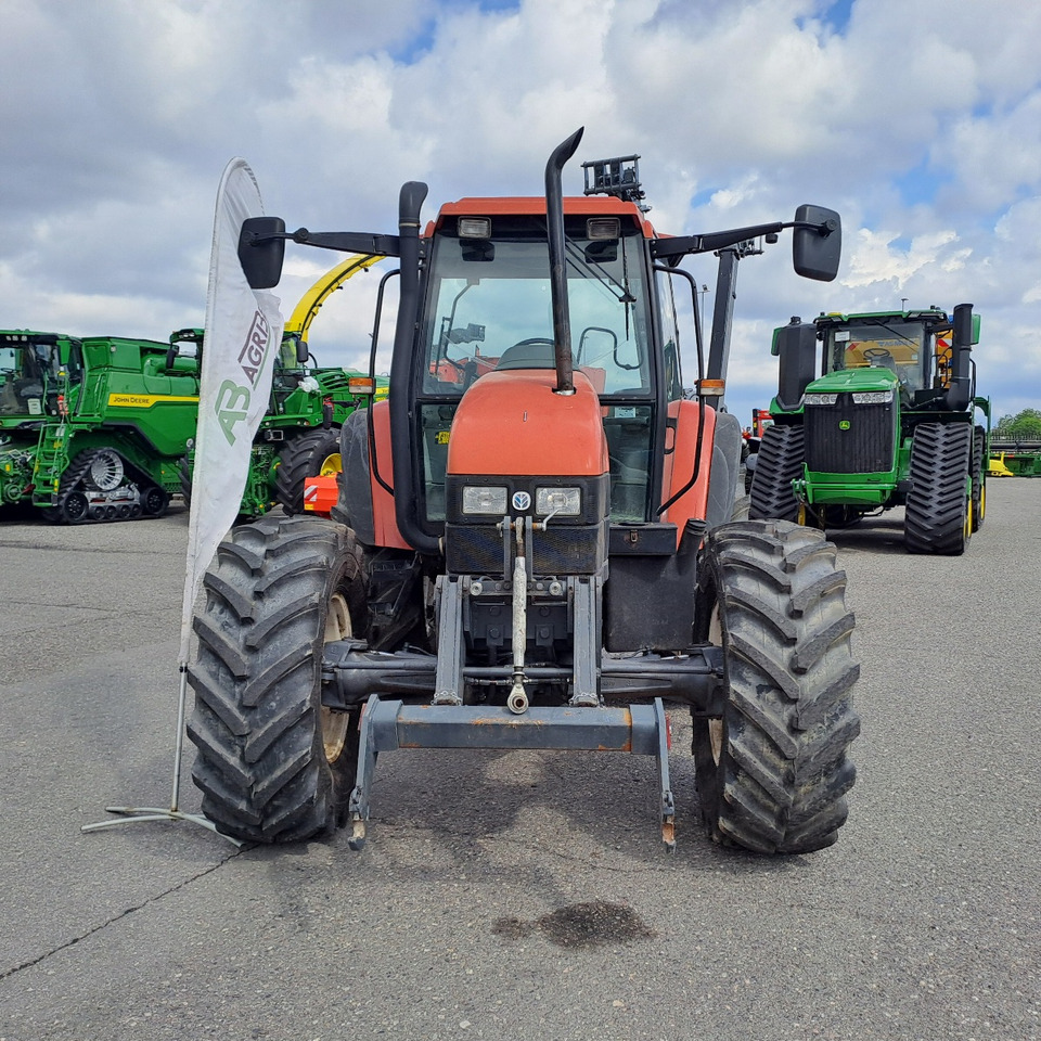 NEW HOLLAND FIATAGRI TS 110 - Traktor: obrázok 2 NEW HOLLAND FIATAGRI TS 110 - Traktor: obrázok 2