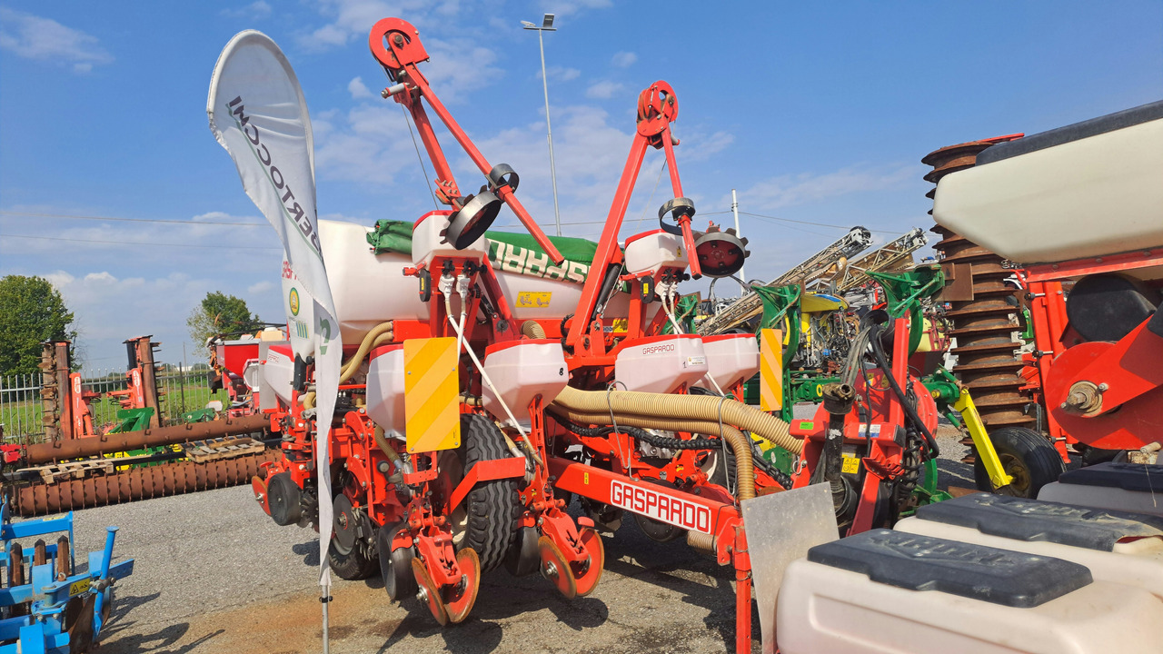 SEMINATRICE DI PRECISIONE GASPARDO RENATA 8 ROWS - Přesný sejací stroj: obrázok 1 SEMINATRICE DI PRECISIONE GASPARDO RENATA 8 ROWS - Přesný sejací stroj: obrázok 1