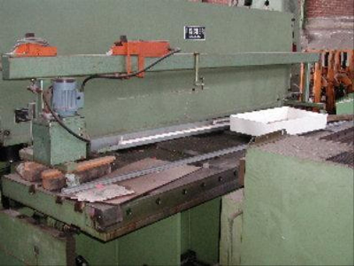 Alu-Fensterrahmenpresse - Obrábací stroj: obrázok 1 Alu-Fensterrahmenpresse - Obrábací stroj: obrázok 1