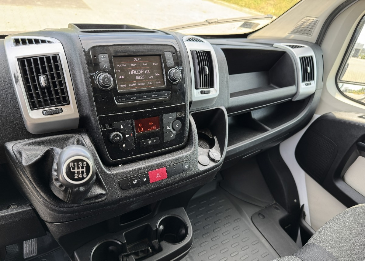 Fiat Ducato L4H3 MAXI 2.3 180KM Rok 2019 LED KAMERA Bezwypadkowy Salon PL - Furgon: obrázok 5 Fiat Ducato L4H3 MAXI 2.3 180KM Rok 2019 LED KAMERA Bezwypadkowy Salon PL - Furgon: obrázok 5