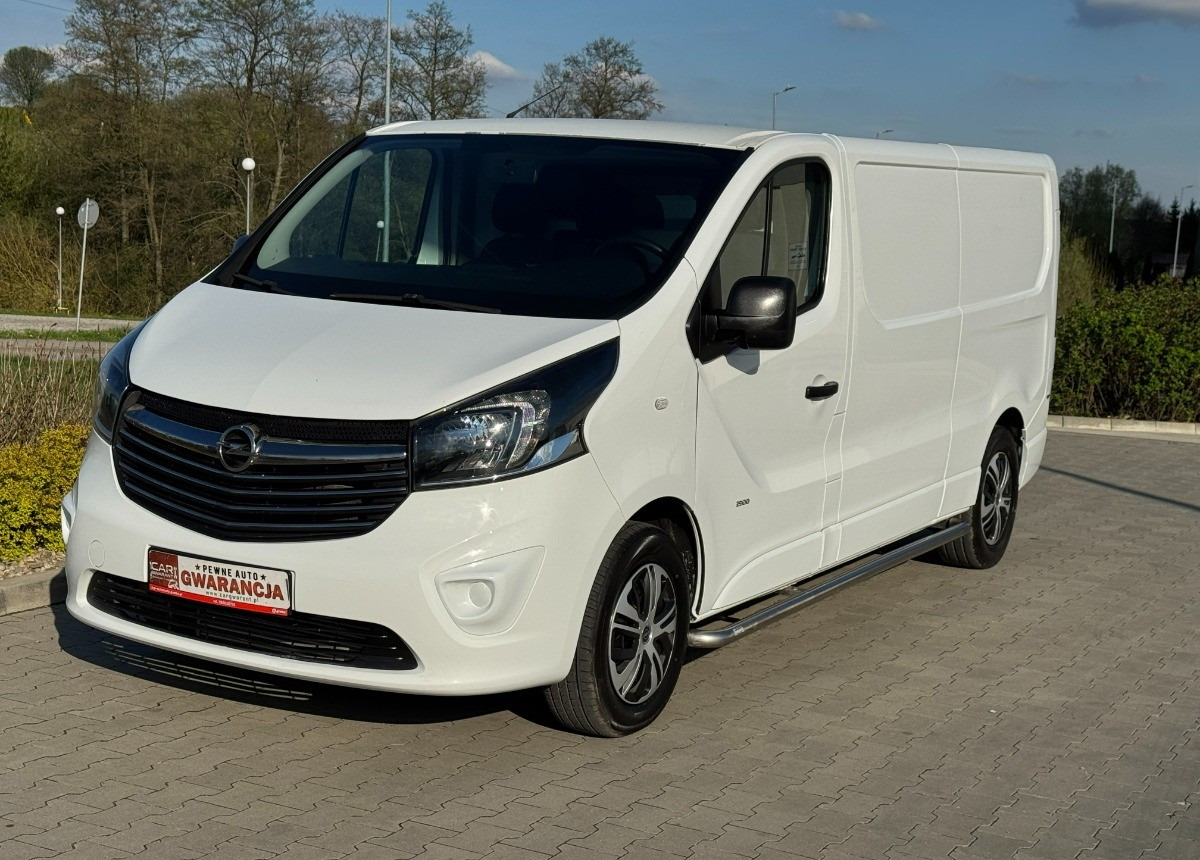 Opel Vivaro L2H1 LONG Zderzak listwy kolor Klimatyzacja Sprowadzony BRUTTO CENA - Furgon: obrázok 2 Opel Vivaro L2H1 LONG Zderzak listwy kolor Klimatyzacja Sprowadzony BRUTTO CENA - Furgon: obrázok 2