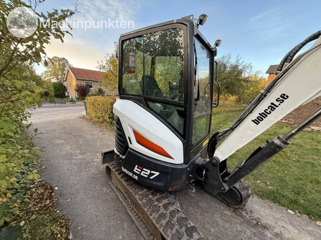 Bobcat E 27 + Släp - Mini rýpadlo: obrázok 4 Bobcat E 27 + Släp - Mini rýpadlo: obrázok 4