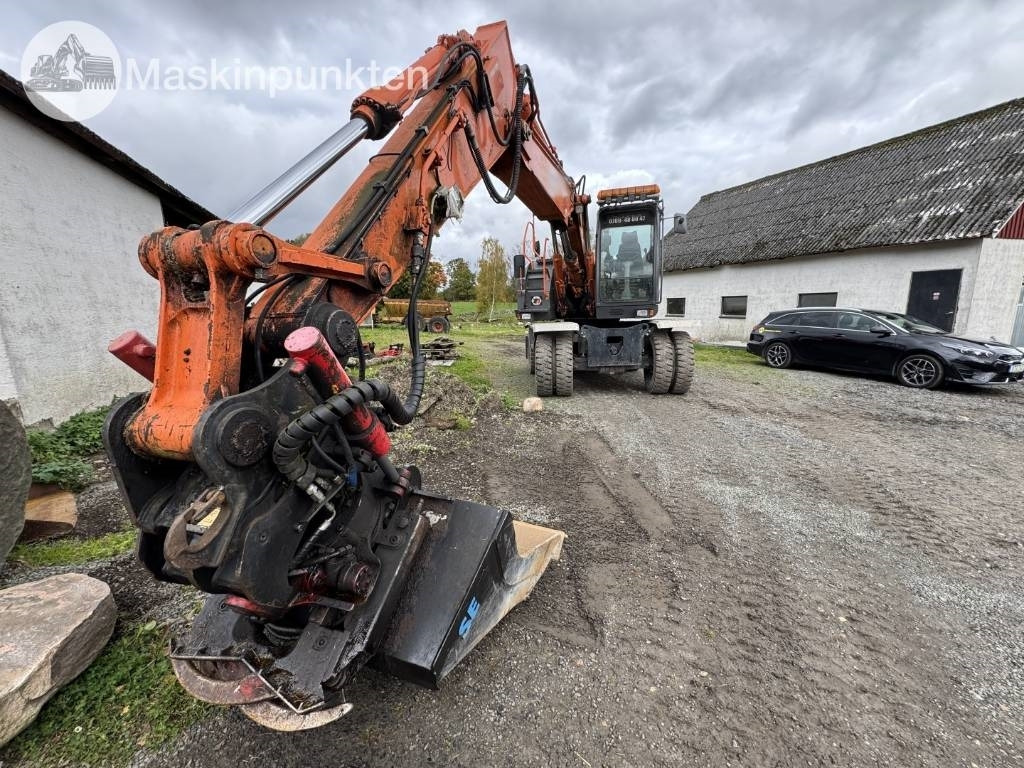 Hitachi ZX 140 W-3 - Kolesové rýpadlo: obrázok 5 Hitachi ZX 140 W-3 - Kolesové rýpadlo: obrázok 5