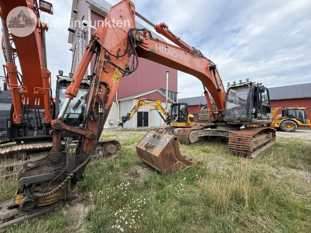 Hitachi ZX 300 LC-6 - Pásové rýpadlo: obrázok 2 Hitachi ZX 300 LC-6 - Pásové rýpadlo: obrázok 2