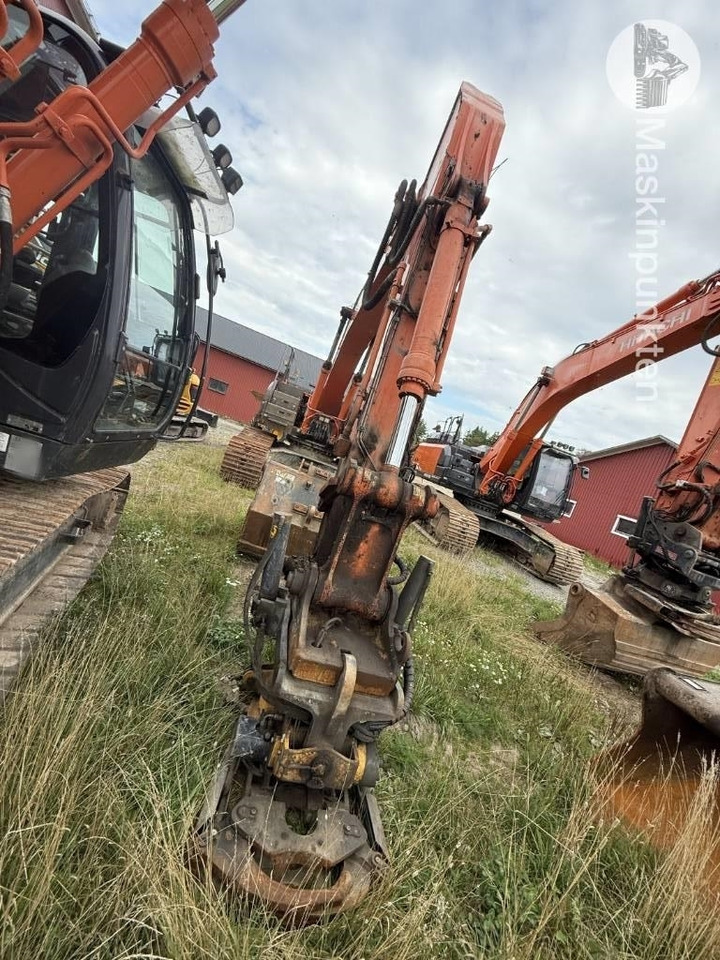 Hitachi ZX 300 LC-6 - Pásové rýpadlo: obrázok 3 Hitachi ZX 300 LC-6 - Pásové rýpadlo: obrázok 3