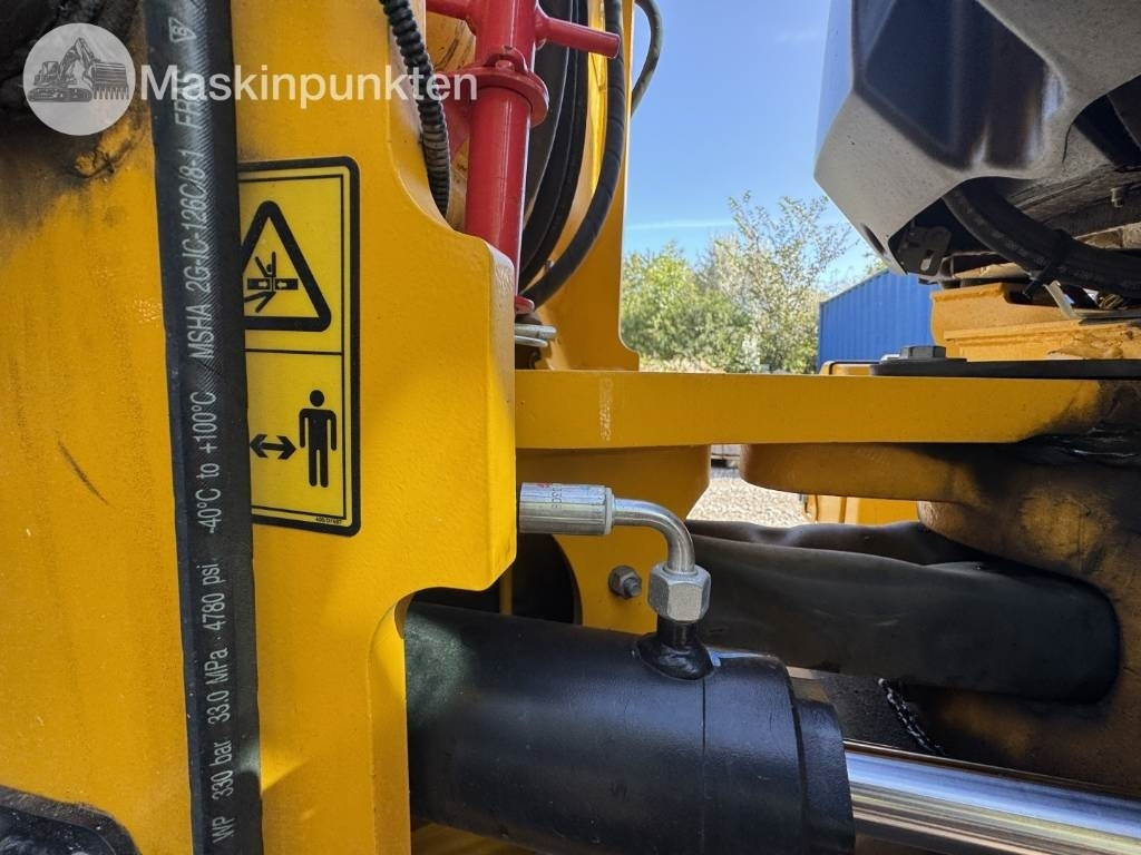 Kolesový nakladač JCB 409: obrázok 18