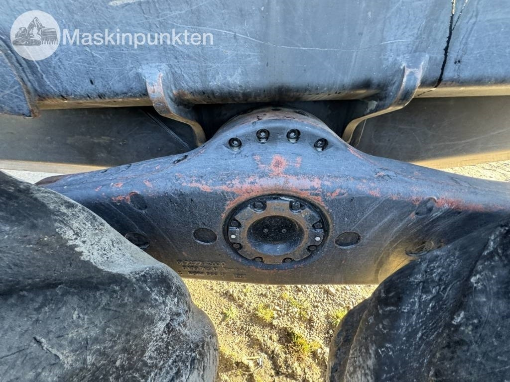 Lesnícky harvestor John Deere 1270 E: obrázok 21