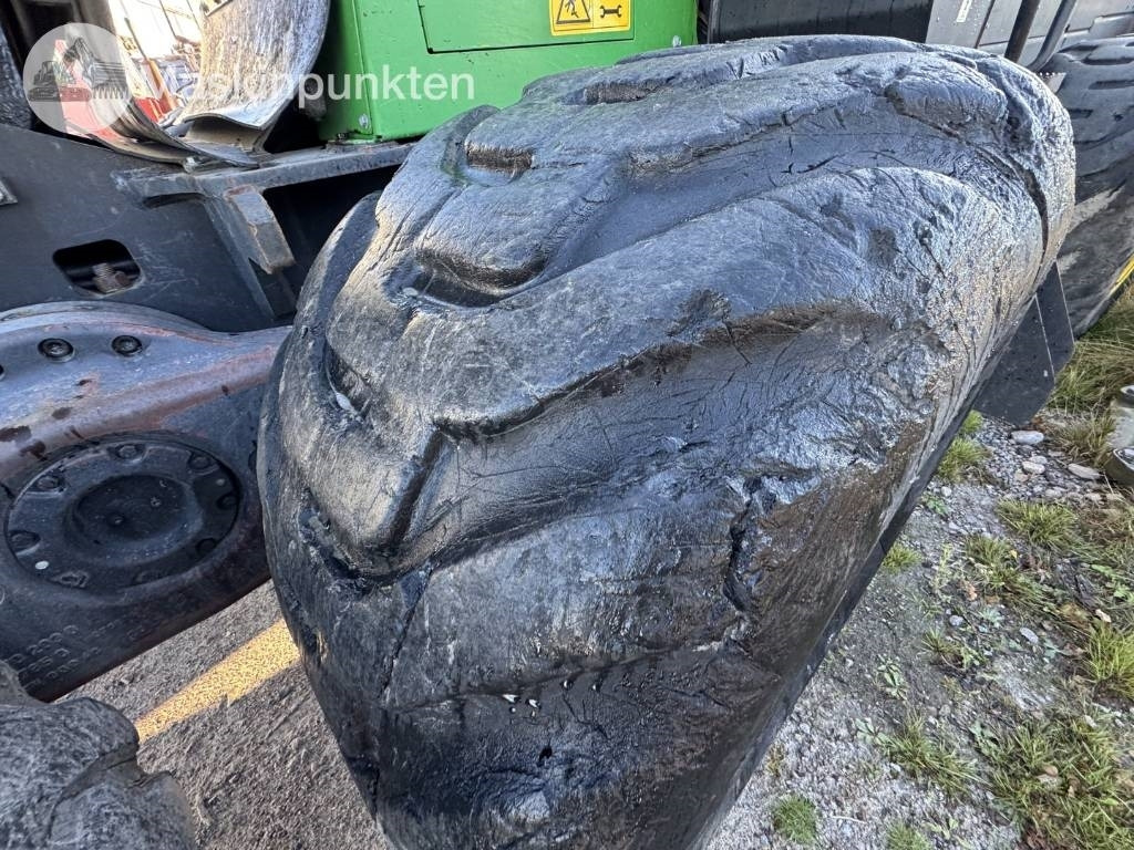 Lesnícky harvestor John Deere 1270 E: obrázok 7