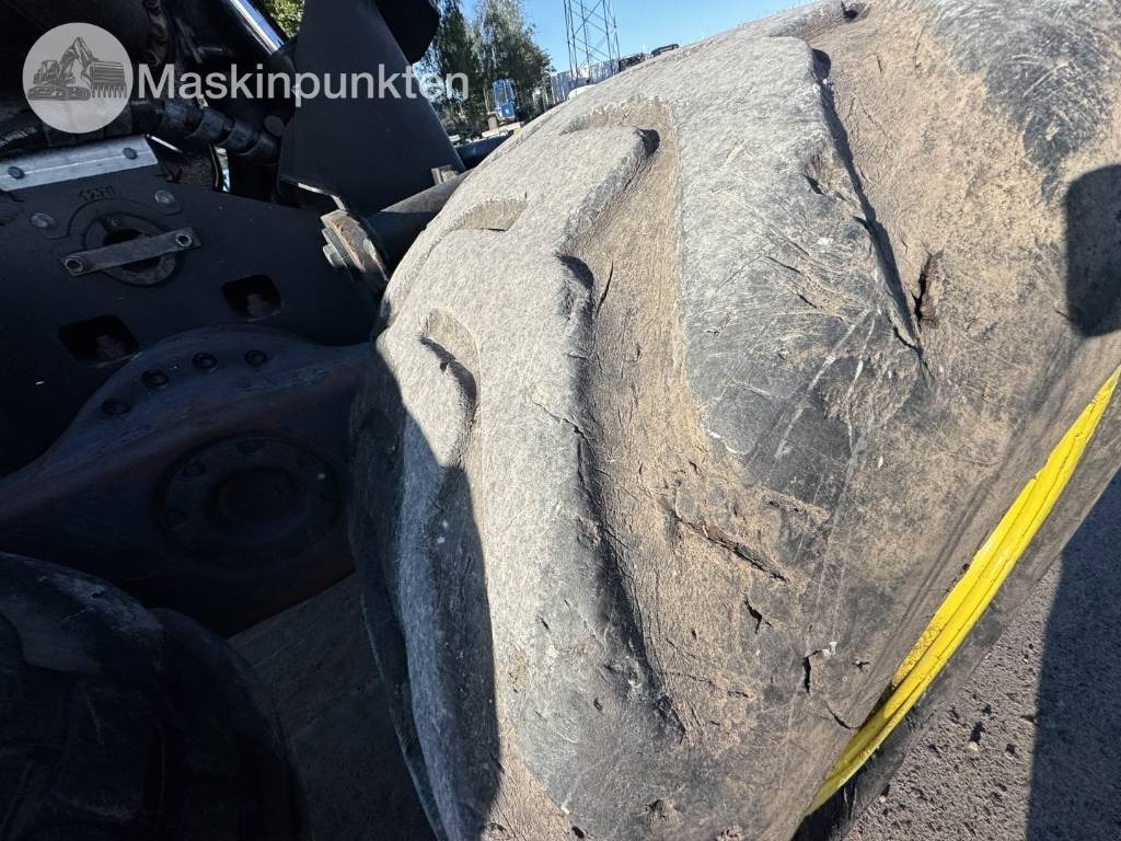 Lesnícky harvestor John Deere 1270 E: obrázok 41