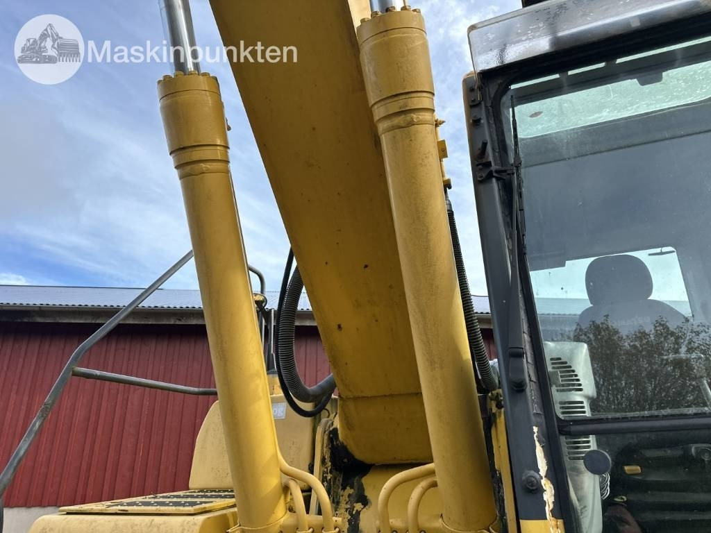 Pásové rýpadlo Komatsu PC 210 LC-8: obrázok 7