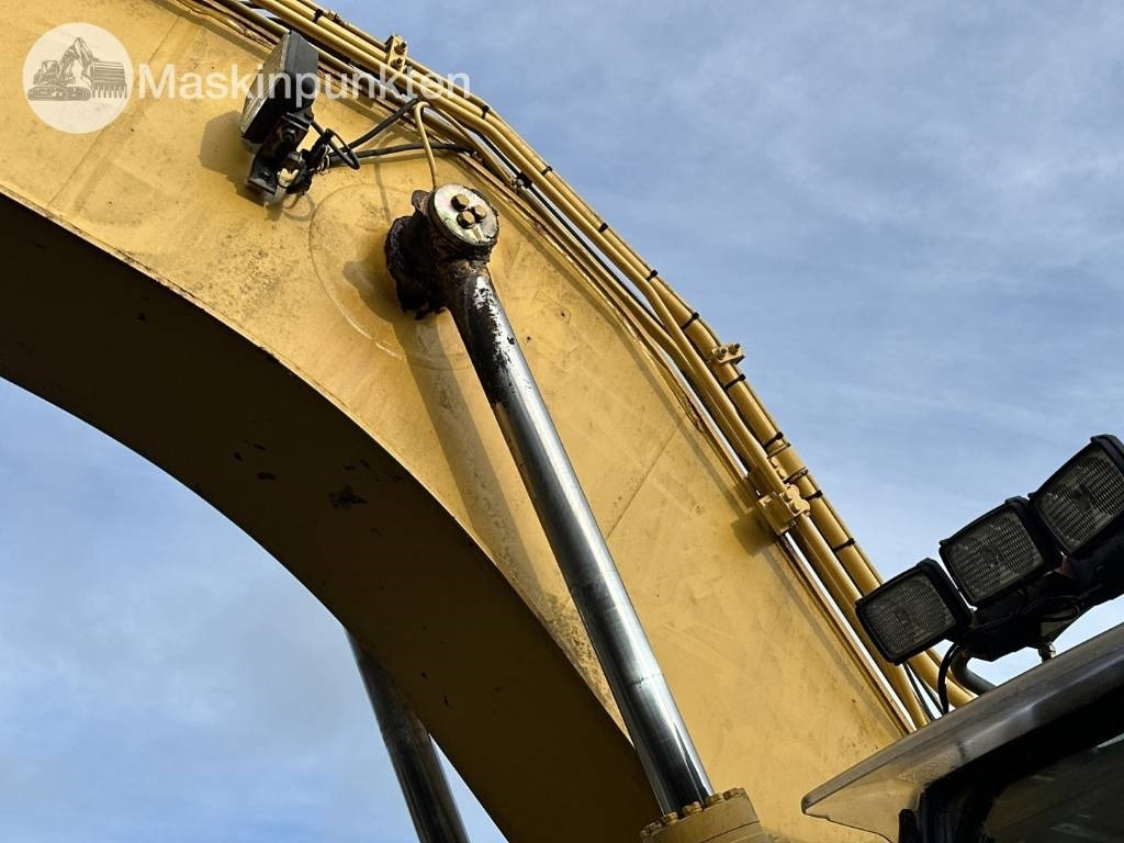 Komatsu PC 210 LC-8 - Pásové rýpadlo: obrázok 5 Komatsu PC 210 LC-8 - Pásové rýpadlo: obrázok 5