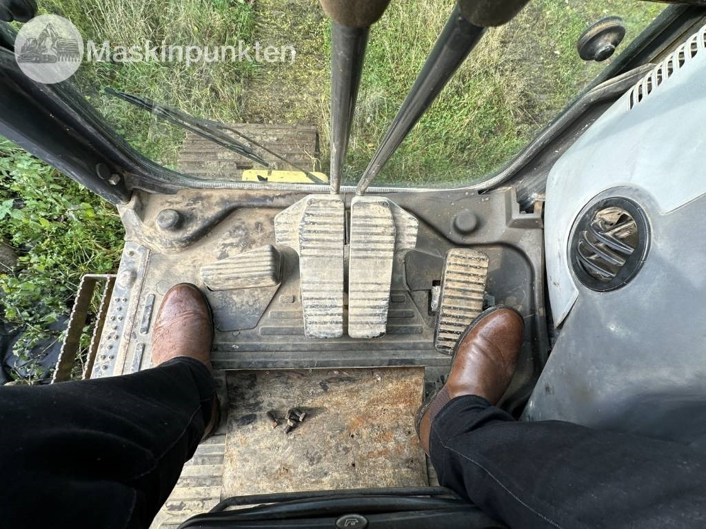 Pásové rýpadlo Komatsu PC 210 LC-8: obrázok 49