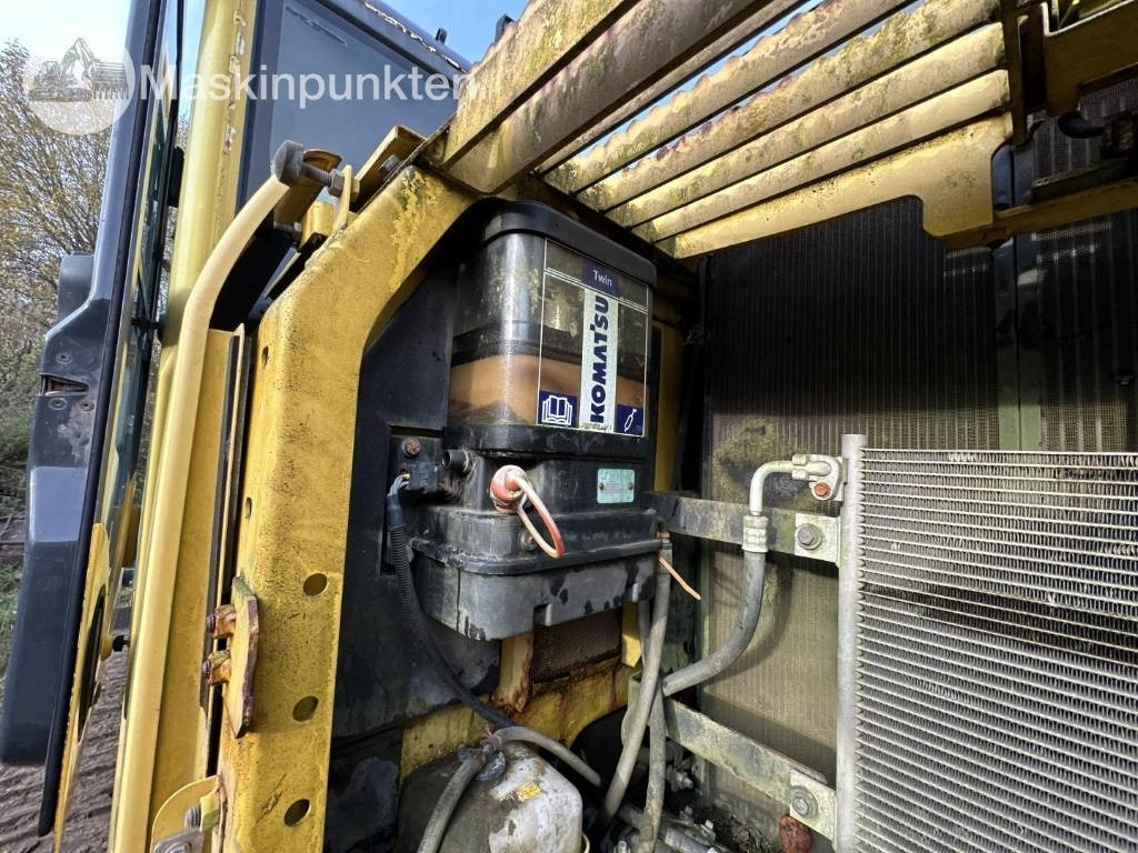 Pásové rýpadlo Komatsu PC 210 LC-8: obrázok 14