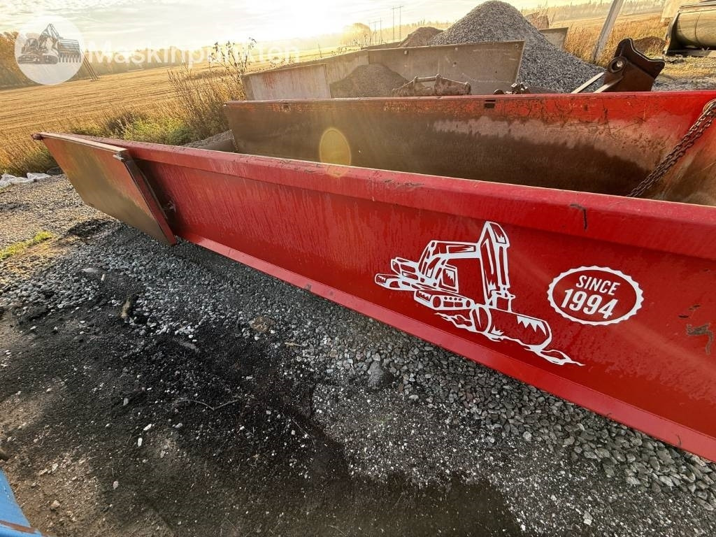 Lastväxlarflak 13 m3 - Kontajner abroll: obrázok 4 Lastväxlarflak 13 m3 - Kontajner abroll: obrázok 4