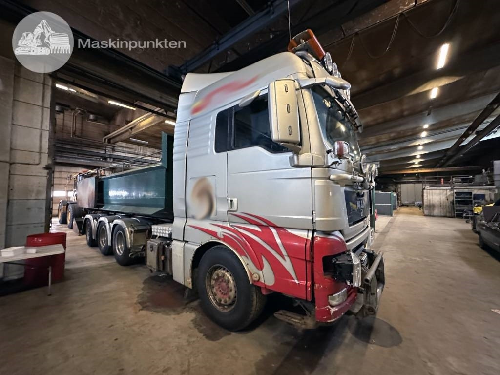 MAN TGX 35.540 - Hákový nosič kontajnerov: obrázok 2 MAN TGX 35.540 - Hákový nosič kontajnerov: obrázok 2