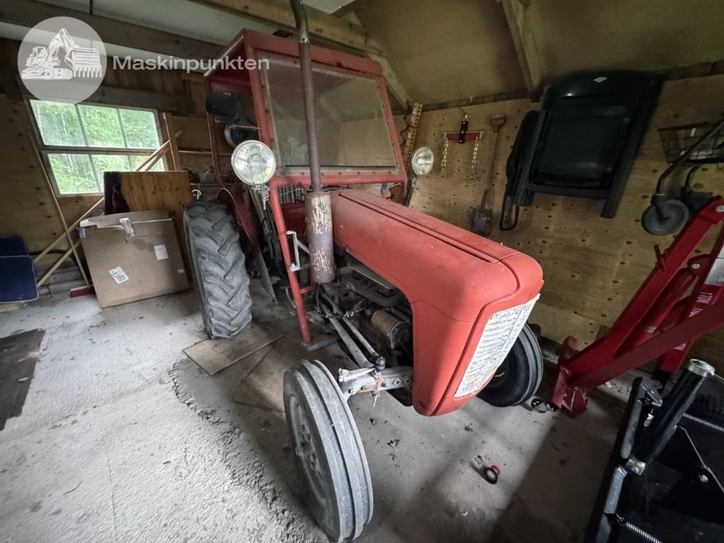 Massey Ferguson 35 - Traktor: obrázok 1 Massey Ferguson 35 - Traktor: obrázok 1