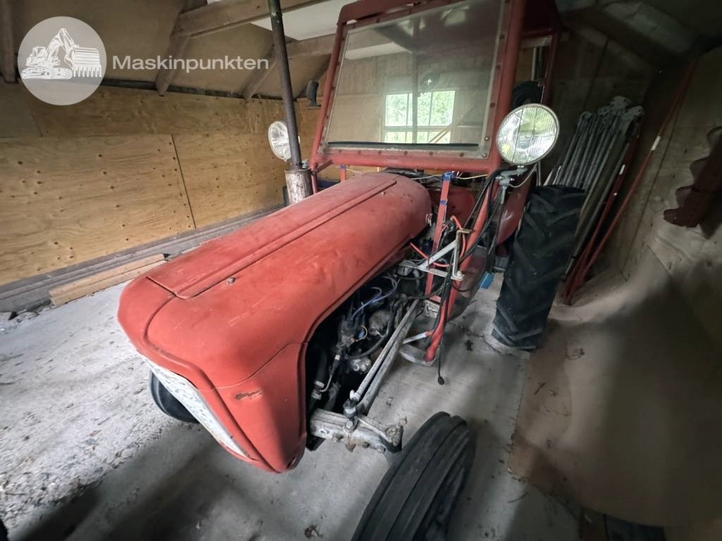 Massey Ferguson 35 - Traktor: obrázok 5 Massey Ferguson 35 - Traktor: obrázok 5