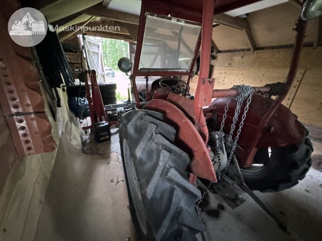 Massey Ferguson 35 - Traktor: obrázok 4 Massey Ferguson 35 - Traktor: obrázok 4