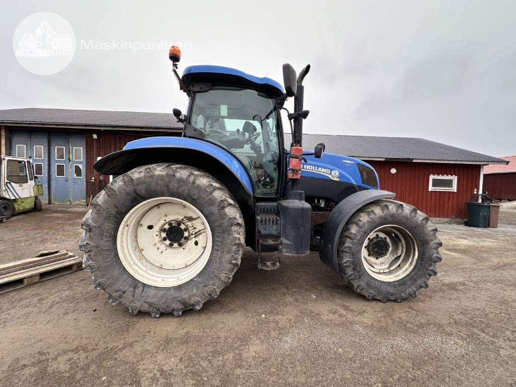 New Holland T 7.185 - Traktor: obrázok 5 New Holland T 7.185 - Traktor: obrázok 5