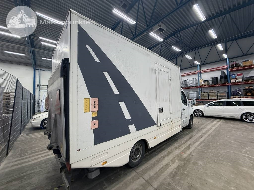 Renault Master 150 DCI - Dodávka skriňová nadstavba: obrázok 5 Renault Master 150 DCI - Dodávka skriňová nadstavba: obrázok 5