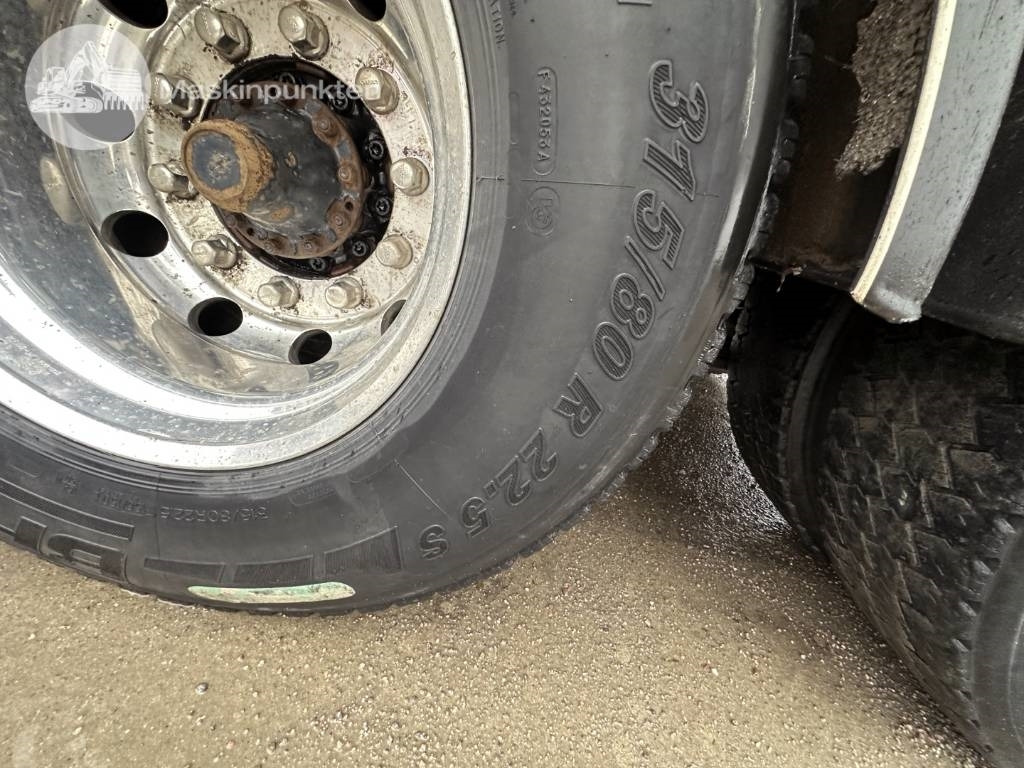 Sklápač Scania G 490: obrázok 36