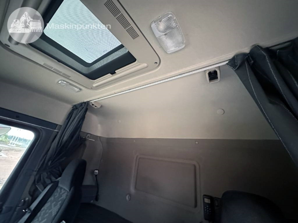 Sklápač Scania G 490: obrázok 17