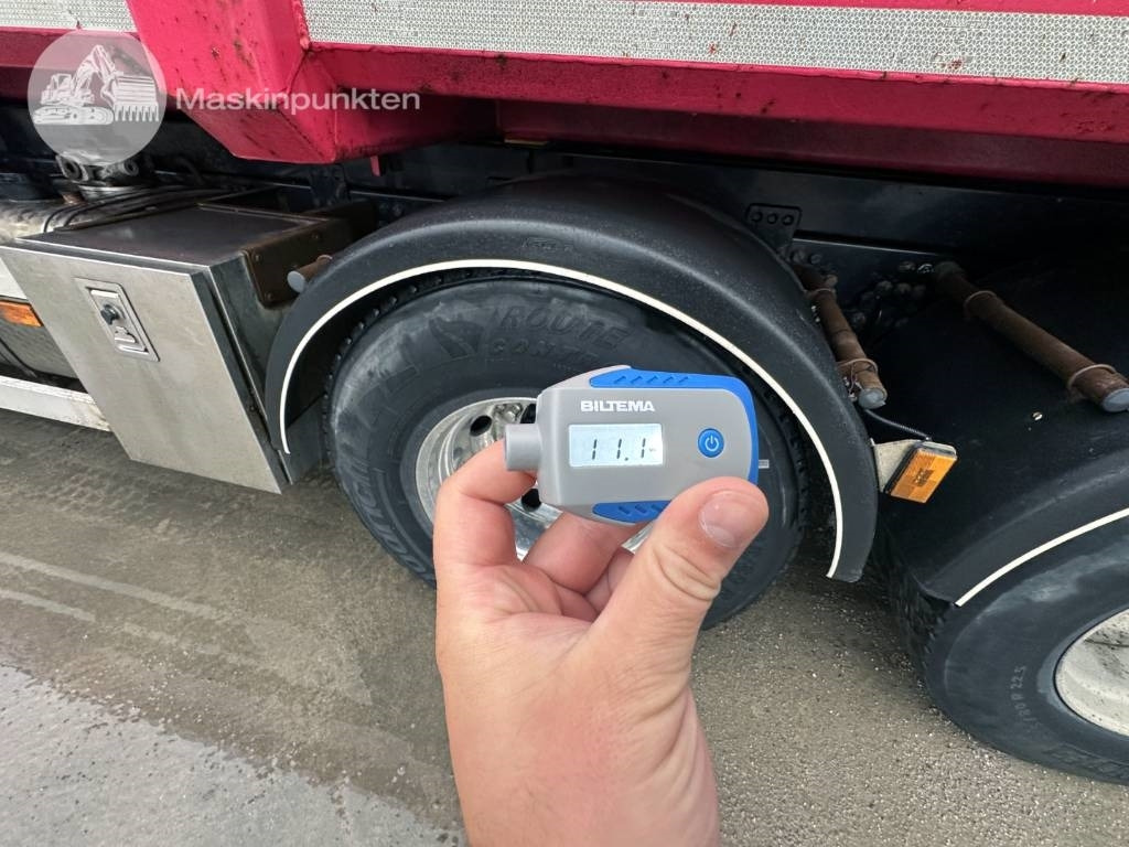 Sklápač Scania G 490: obrázok 35