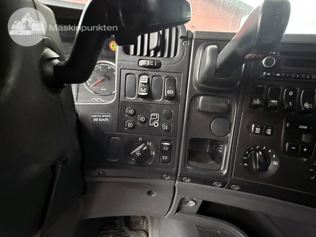 Sklápač Scania G 490: obrázok 25