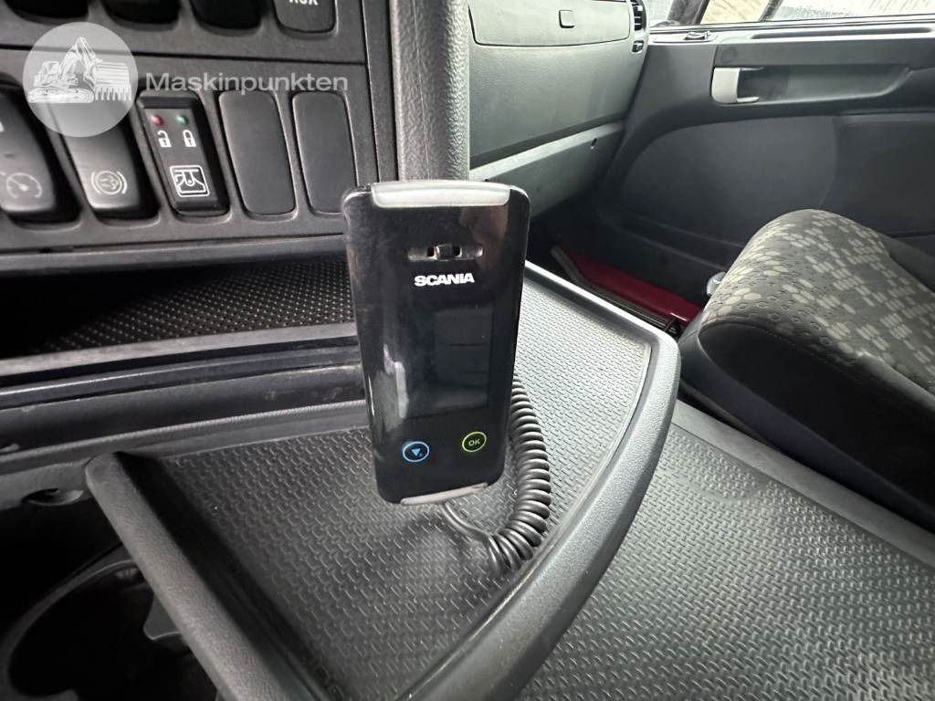 Sklápač Scania G 490: obrázok 27