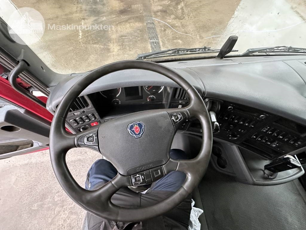 Sklápač Scania G 490: obrázok 21