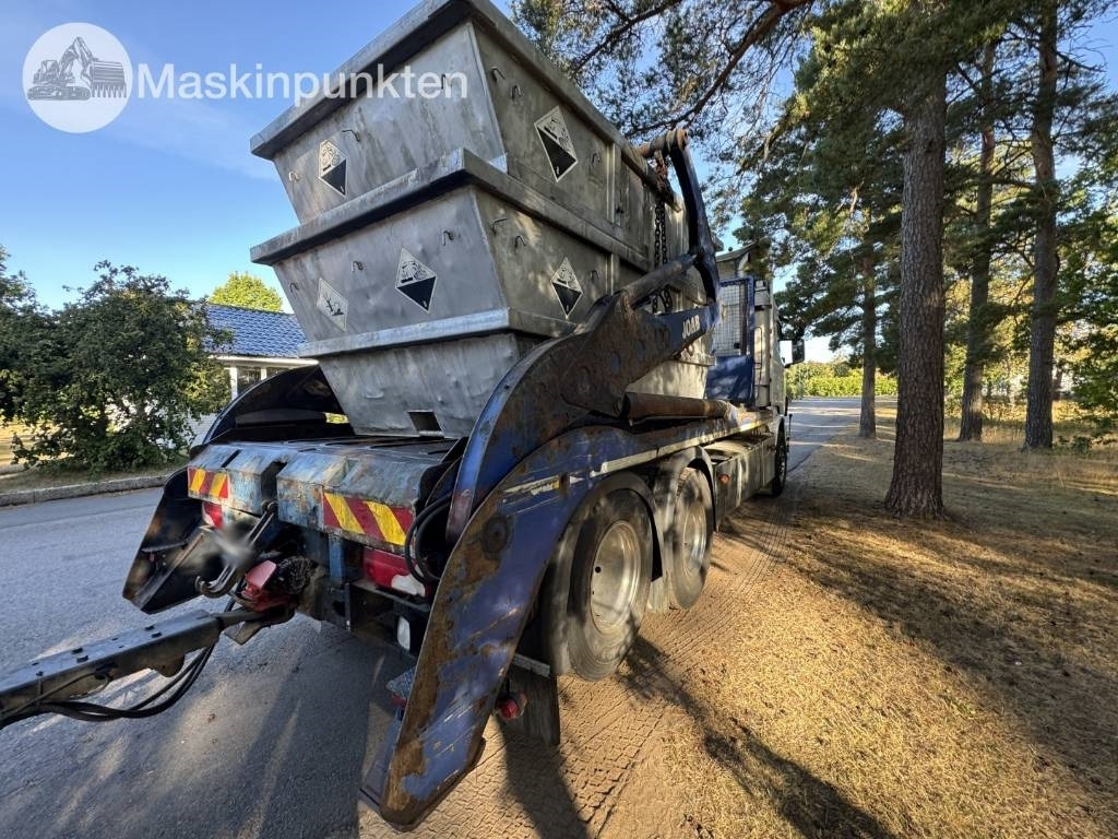 Scania R 560 LB - Ramenový nosič kontajnerov: obrázok 4 Scania R 560 LB - Ramenový nosič kontajnerov: obrázok 4